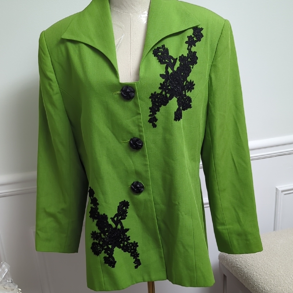 Vintage RAFAEL Green Tailored Blazer with Black Floral Design